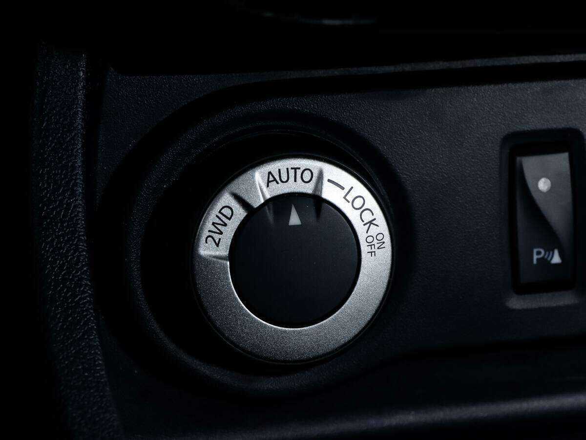 Купить Nissan Terrano с пробегом. Фото: #15