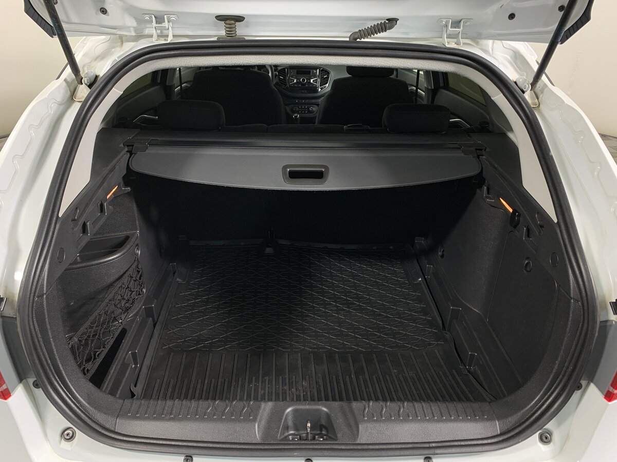 Купить Lada (ВАЗ) Vesta с пробегом. Фото: #18