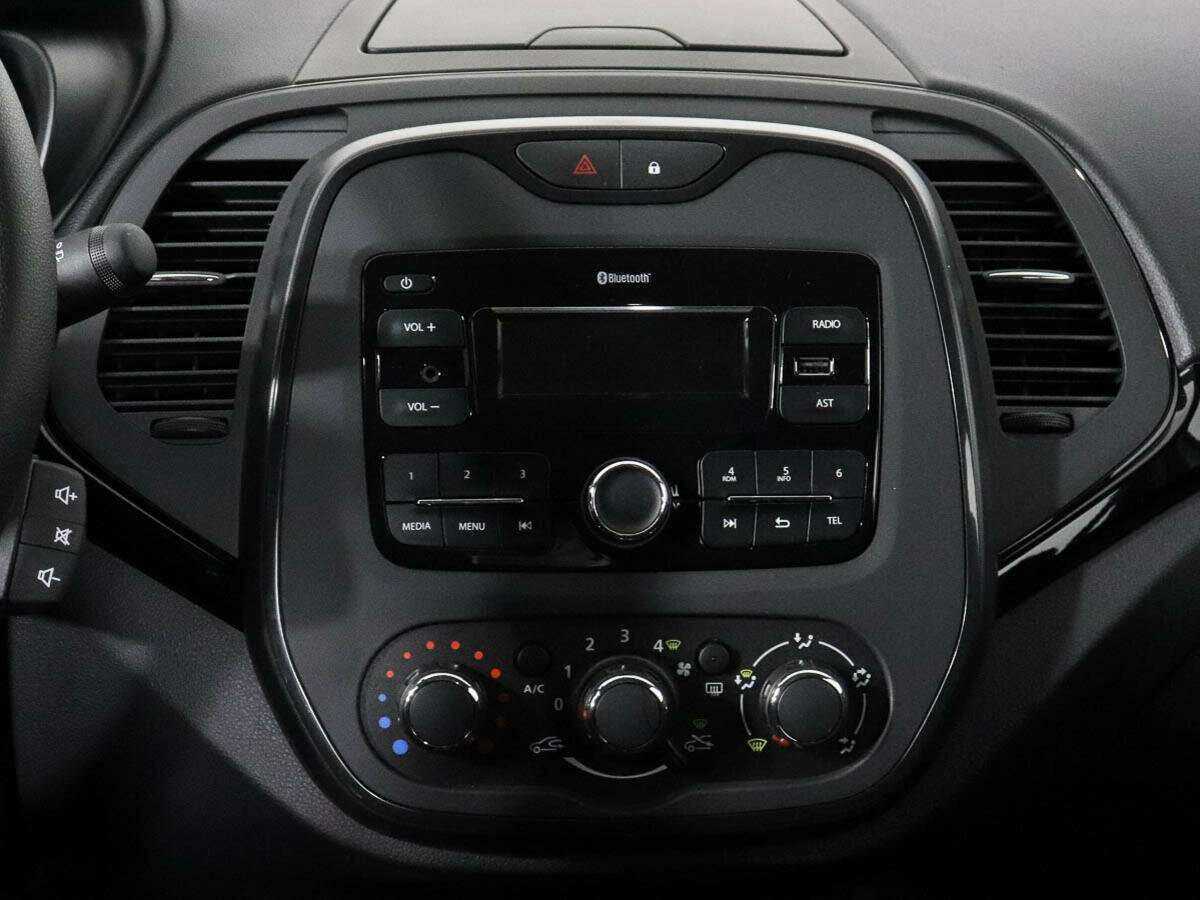 Купить Renault Kaptur с пробегом. Фото: #10