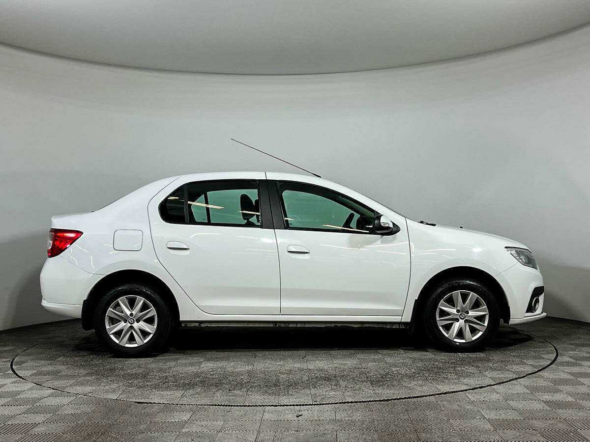 Купить Renault Logan с пробегом. Фото: #3