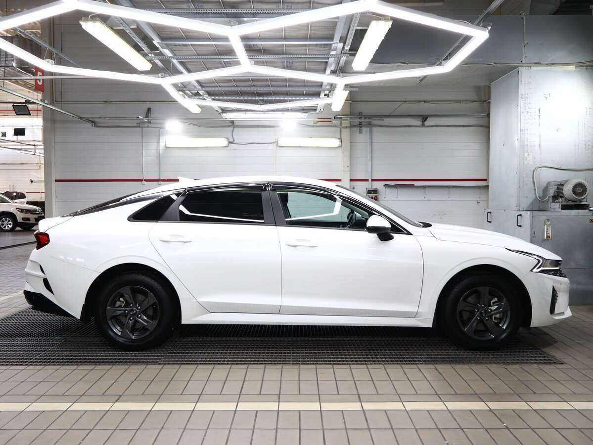 Купить Kia K5 с пробегом. Фото: #12