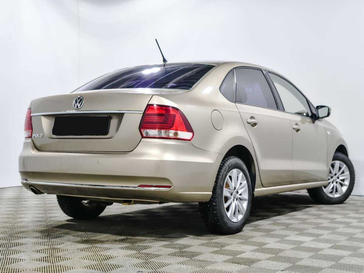 Купить Volkswagen Polo с пробегом. Фото: #3