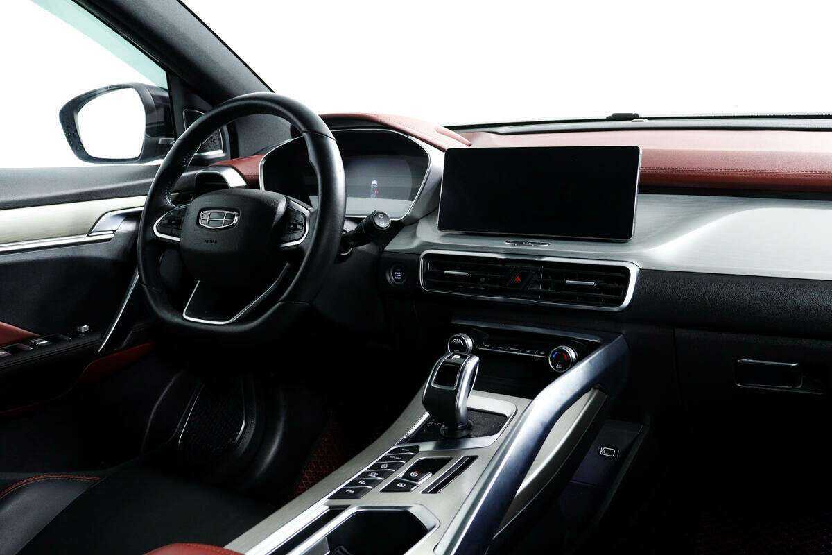 Купить Geely Coolray с пробегом. Фото: #8