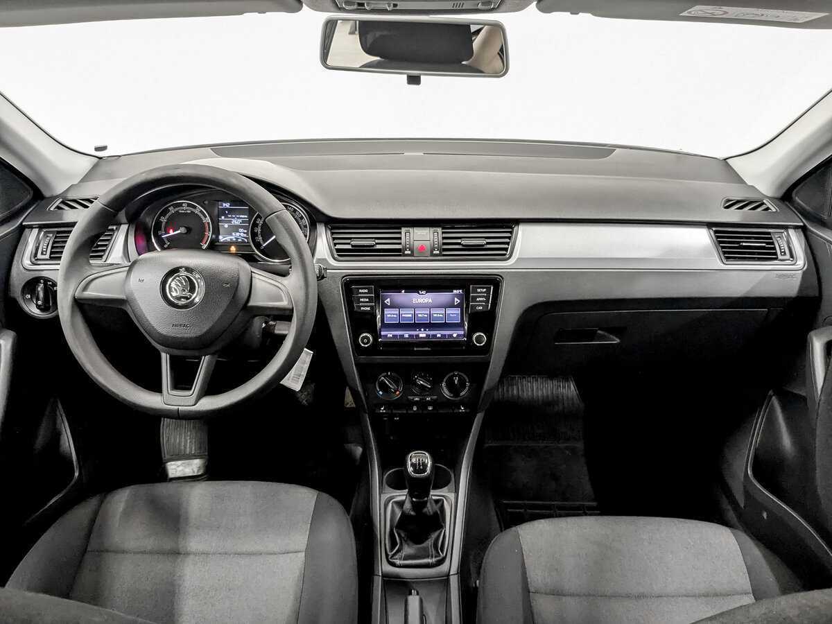 Купить Skoda Rapid с пробегом. Фото: #13