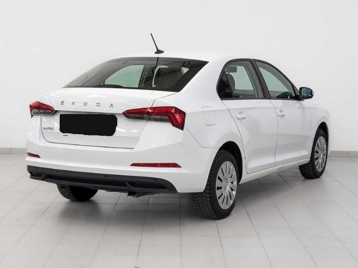 Купить Skoda Rapid с пробегом. Фото: #4