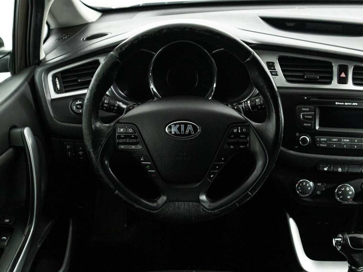 Купить Kia Ceed с пробегом. Фото: #15