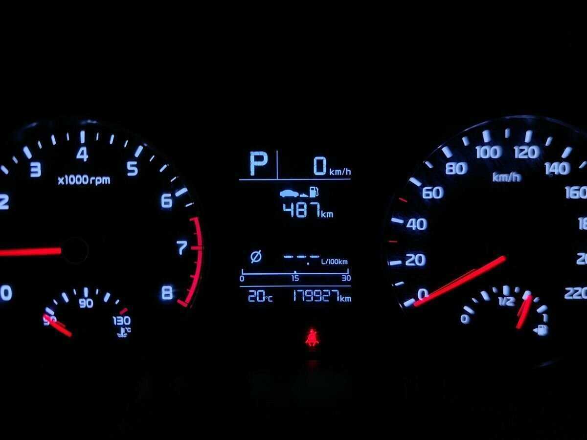 Купить Kia Rio с пробегом. Фото: #15