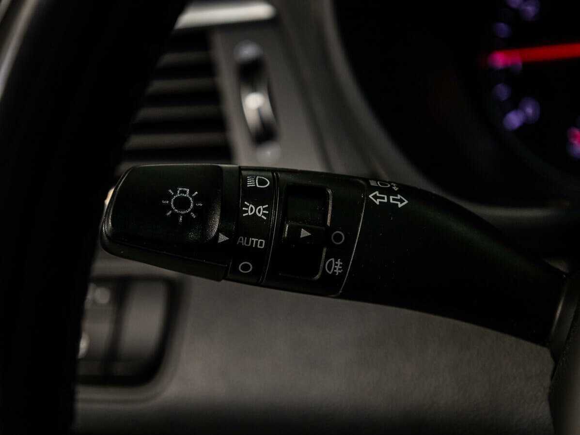 Купить Kia Optima с пробегом. Фото: #23