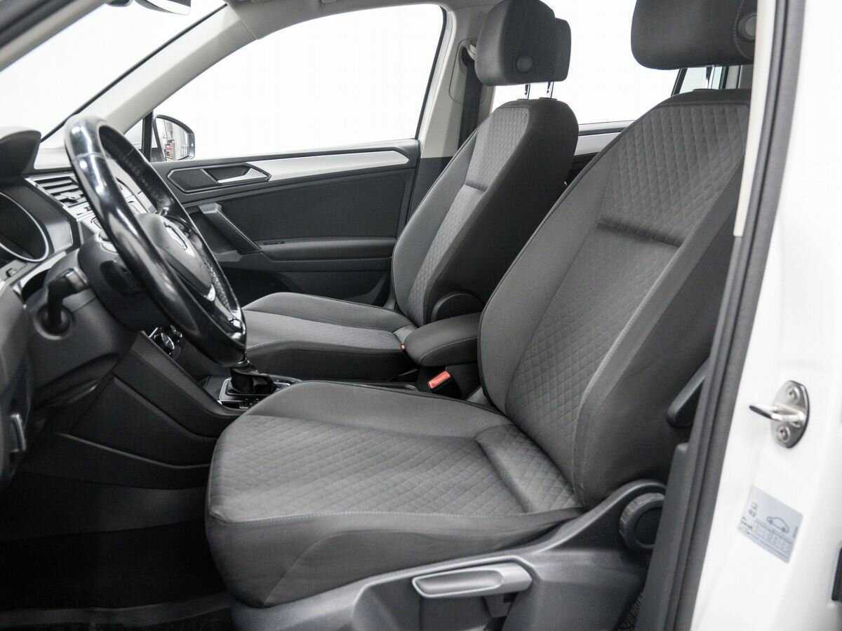 Купить Volkswagen Tiguan с пробегом. Фото: #14
