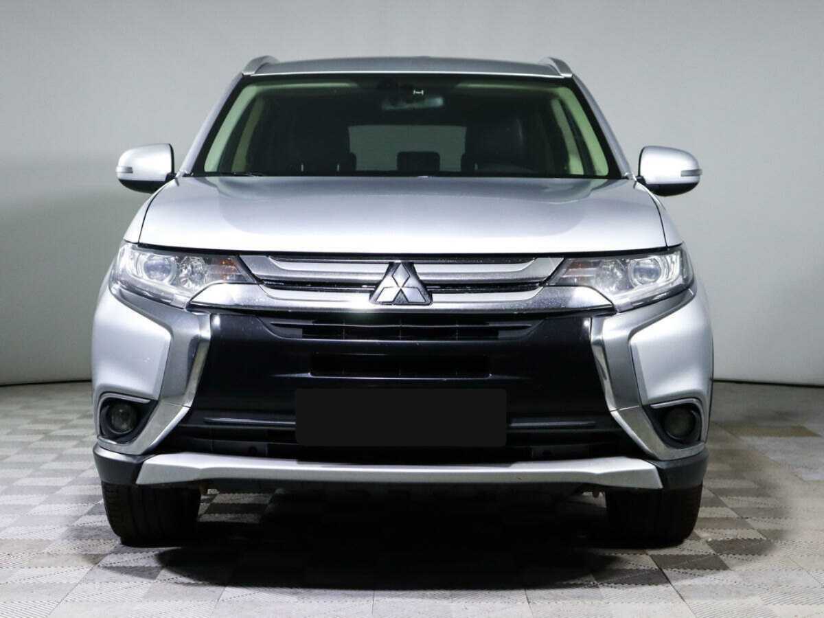 Купить Mitsubishi Outlander с пробегом. Фото: #1