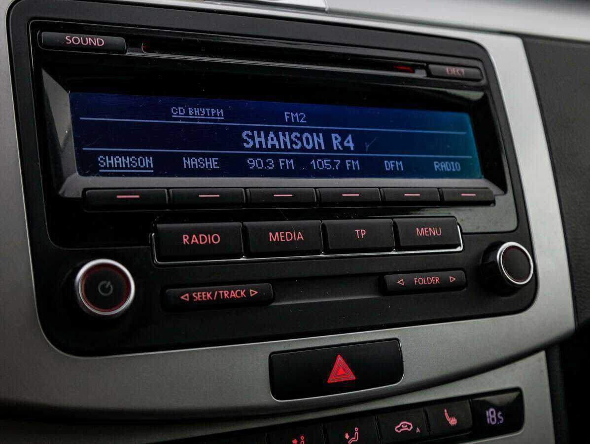 Купить Volkswagen Passat с пробегом. Фото: #13