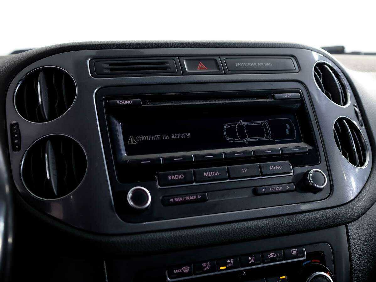 Купить Volkswagen Tiguan с пробегом. Фото: #14