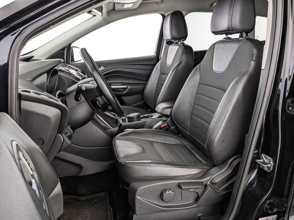 Купить Ford Kuga с пробегом. Фото: #14