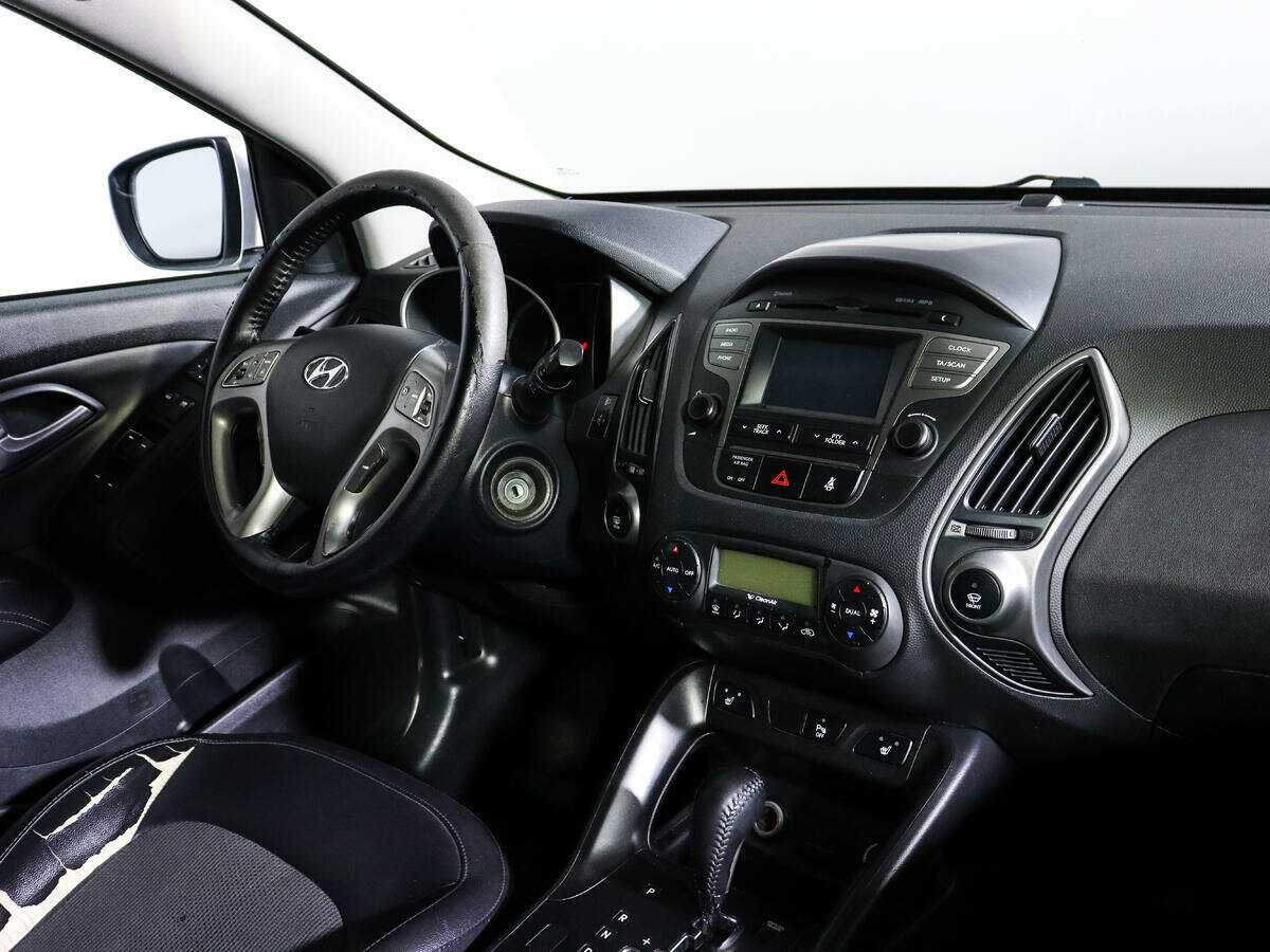 Купить Hyundai ix35 с пробегом. Фото: #8