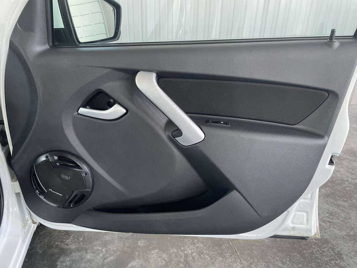 Купить Lada (ВАЗ) Granta с пробегом. Фото: #18