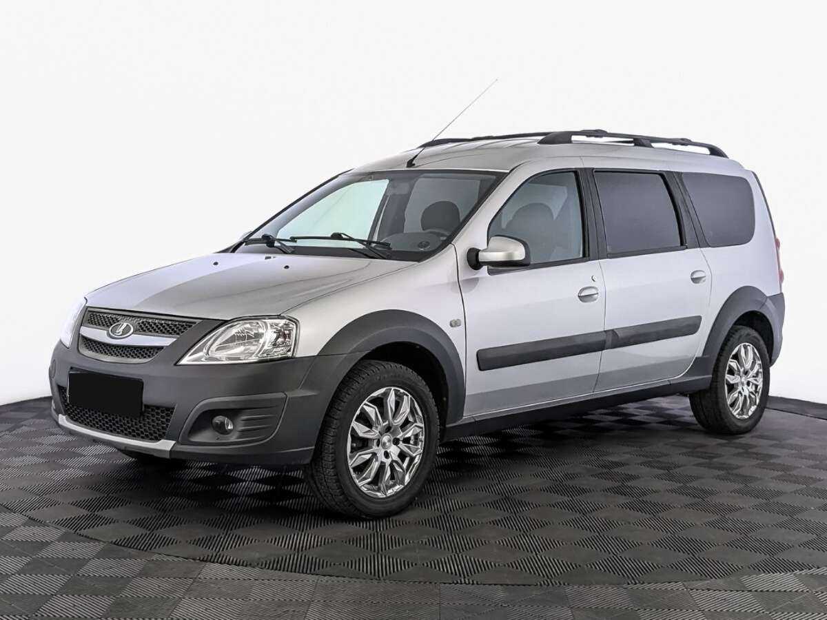 Купить Lada (ВАЗ) Largus с пробегом. Посмотреть фото