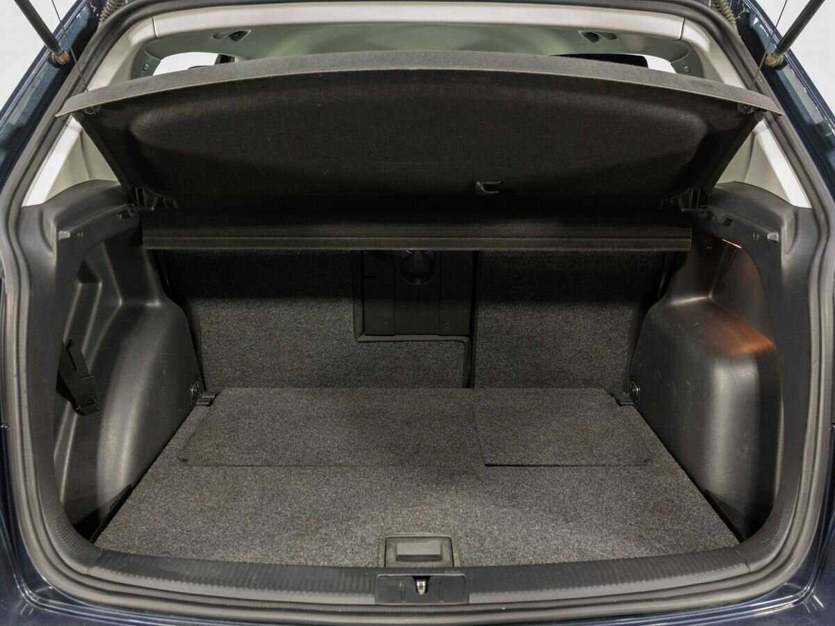 Купить Volkswagen Golf Plus с пробегом. Фото: #20