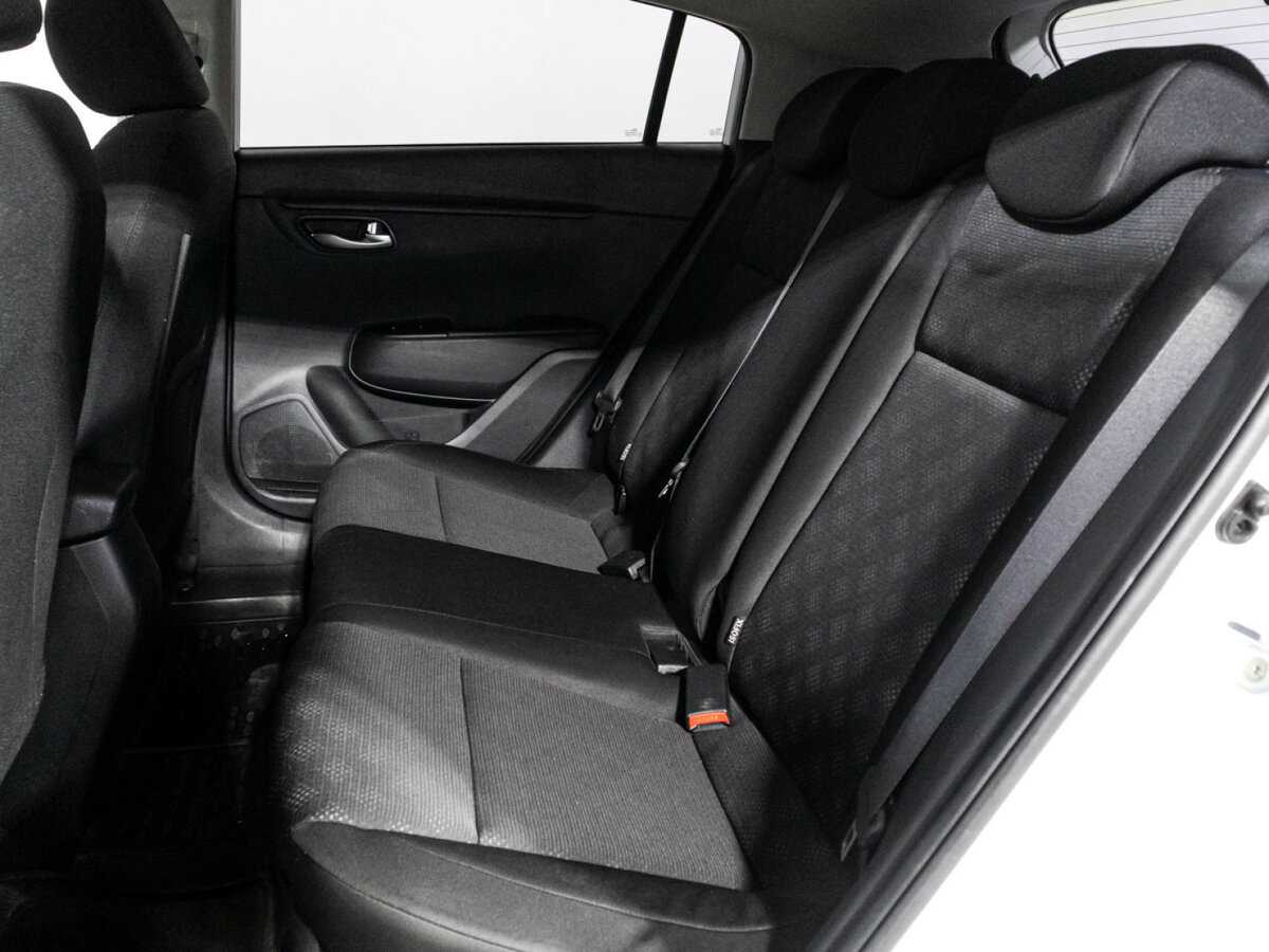 Купить Kia Rio с пробегом. Фото: #9