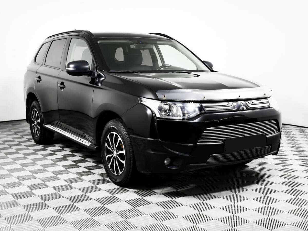 Купить Mitsubishi Outlander с пробегом. Фото: #2