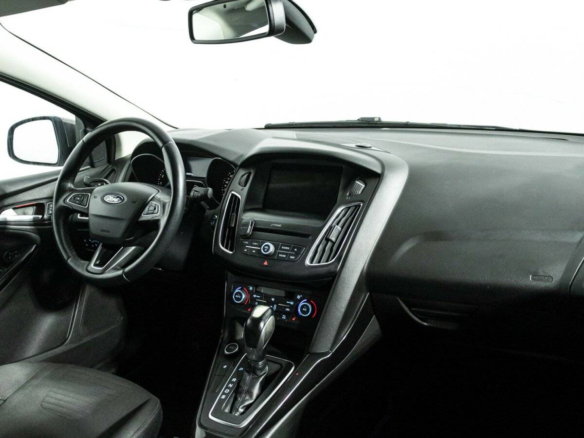 Купить Ford Focus с пробегом. Фото: #8