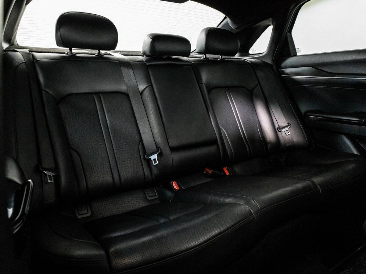 Купить Kia K5 с пробегом. Фото: #24