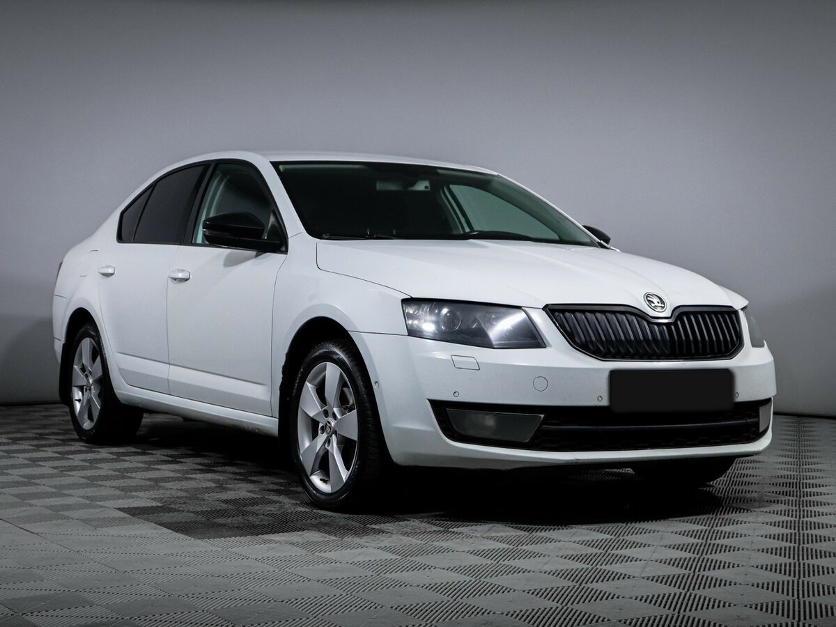 Купить Skoda Octavia с пробегом. Фото: #2