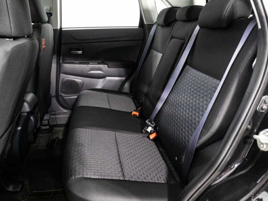 Купить Mitsubishi ASX с пробегом. Фото: #9