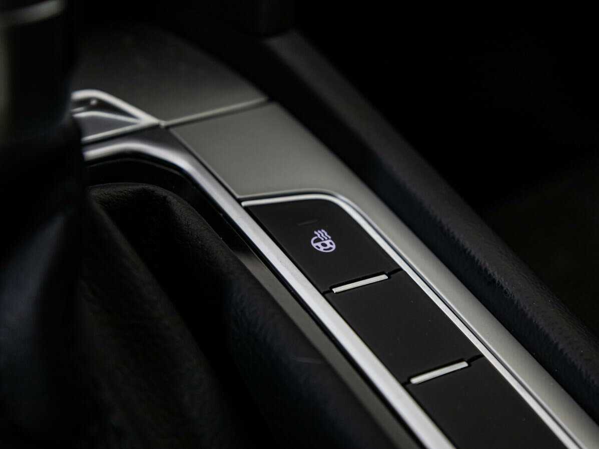 Купить Volkswagen Passat с пробегом. Фото: #14