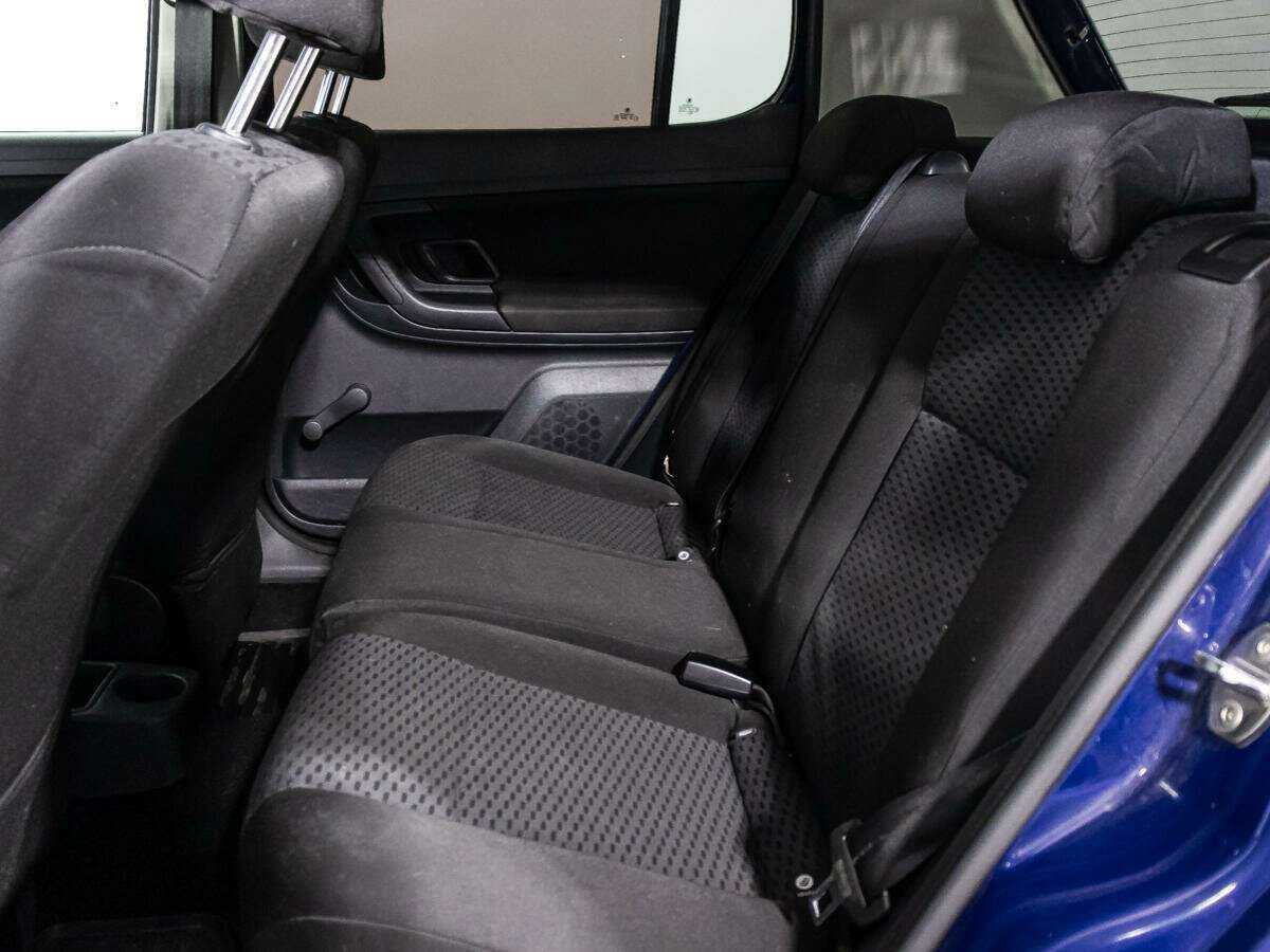 Купить Skoda Fabia с пробегом. Фото: #9