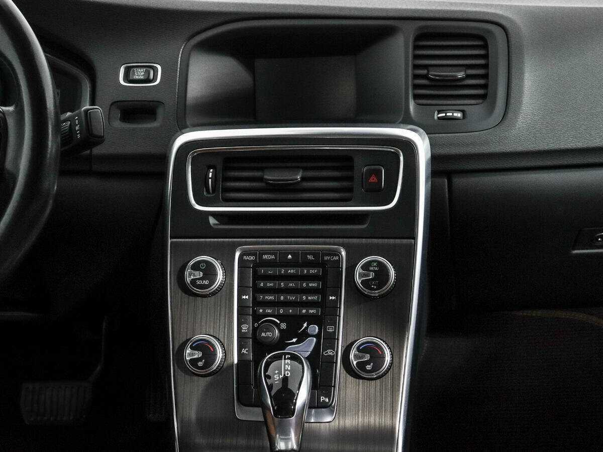 Купить Volvo S60 с пробегом. Фото: #12