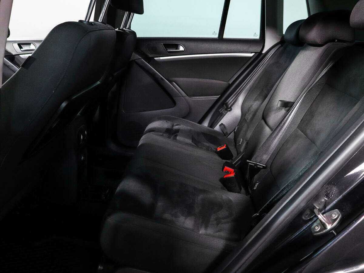 Купить Volkswagen Tiguan с пробегом. Фото: #6