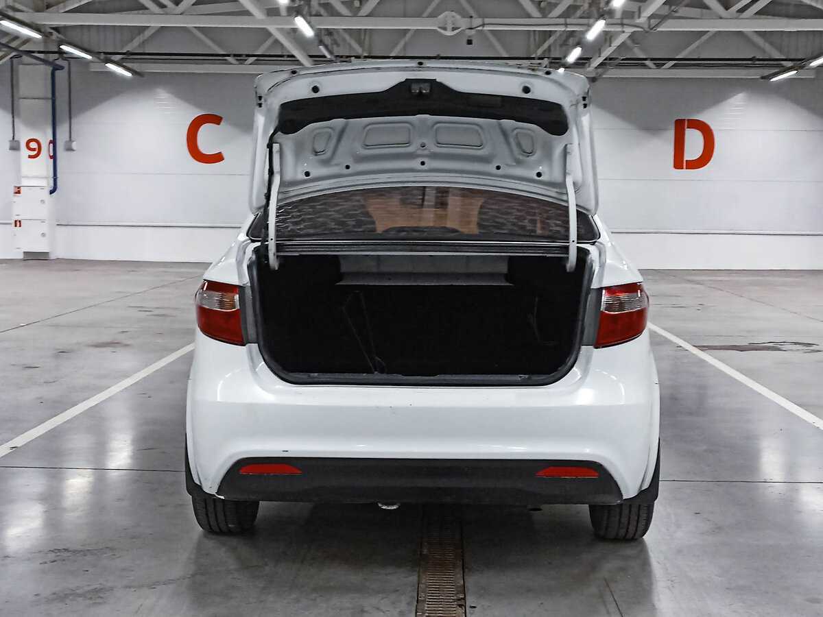 Купить Kia Rio с пробегом. Фото: #9