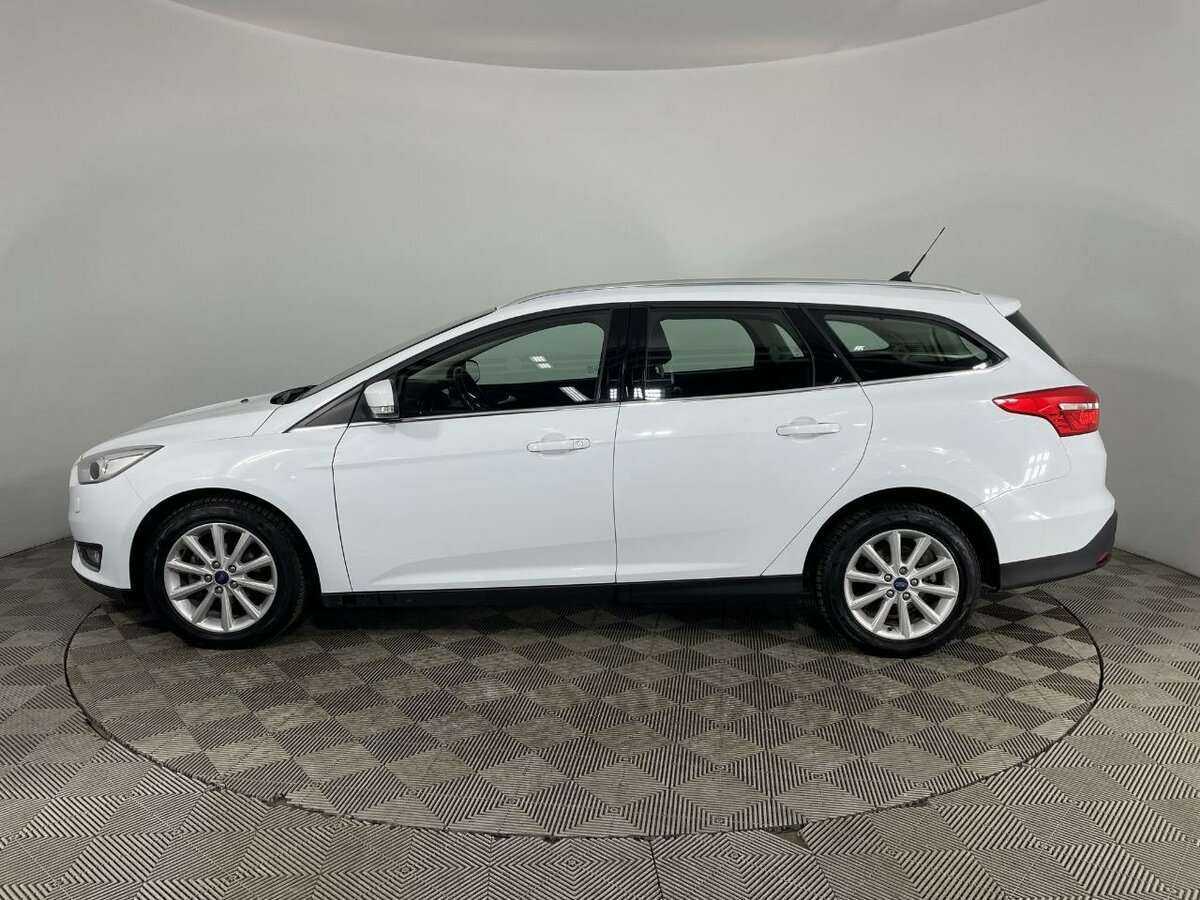Купить Ford Focus с пробегом. Фото: #4