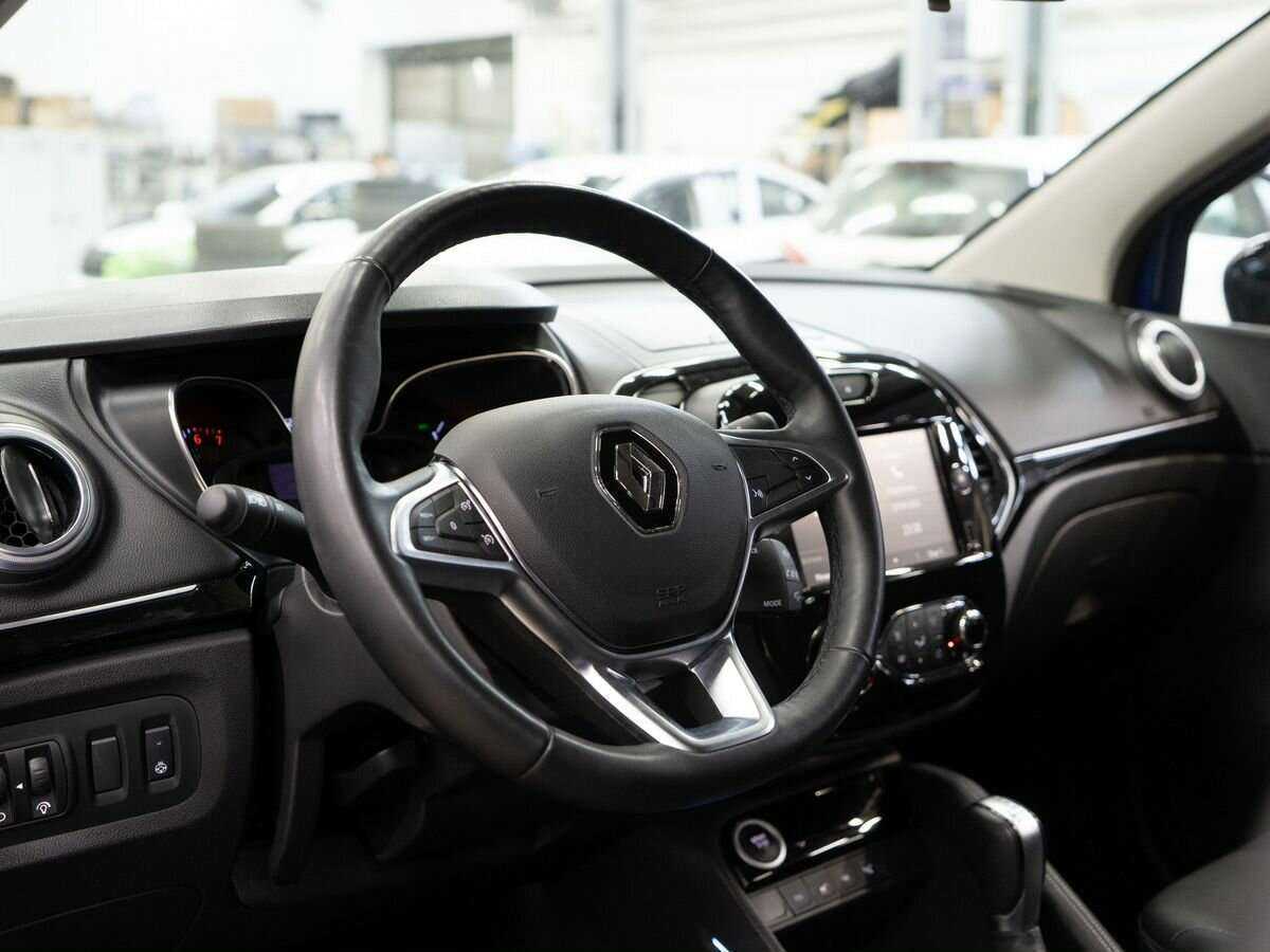 Купить Renault Kaptur с пробегом. Фото: #4