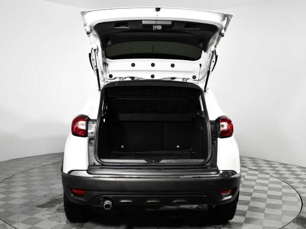 Купить Renault Kaptur с пробегом. Фото: #13