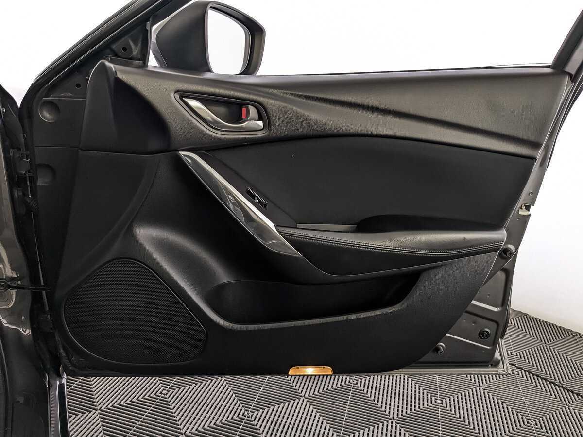 Купить Mazda 6 с пробегом. Фото: #20