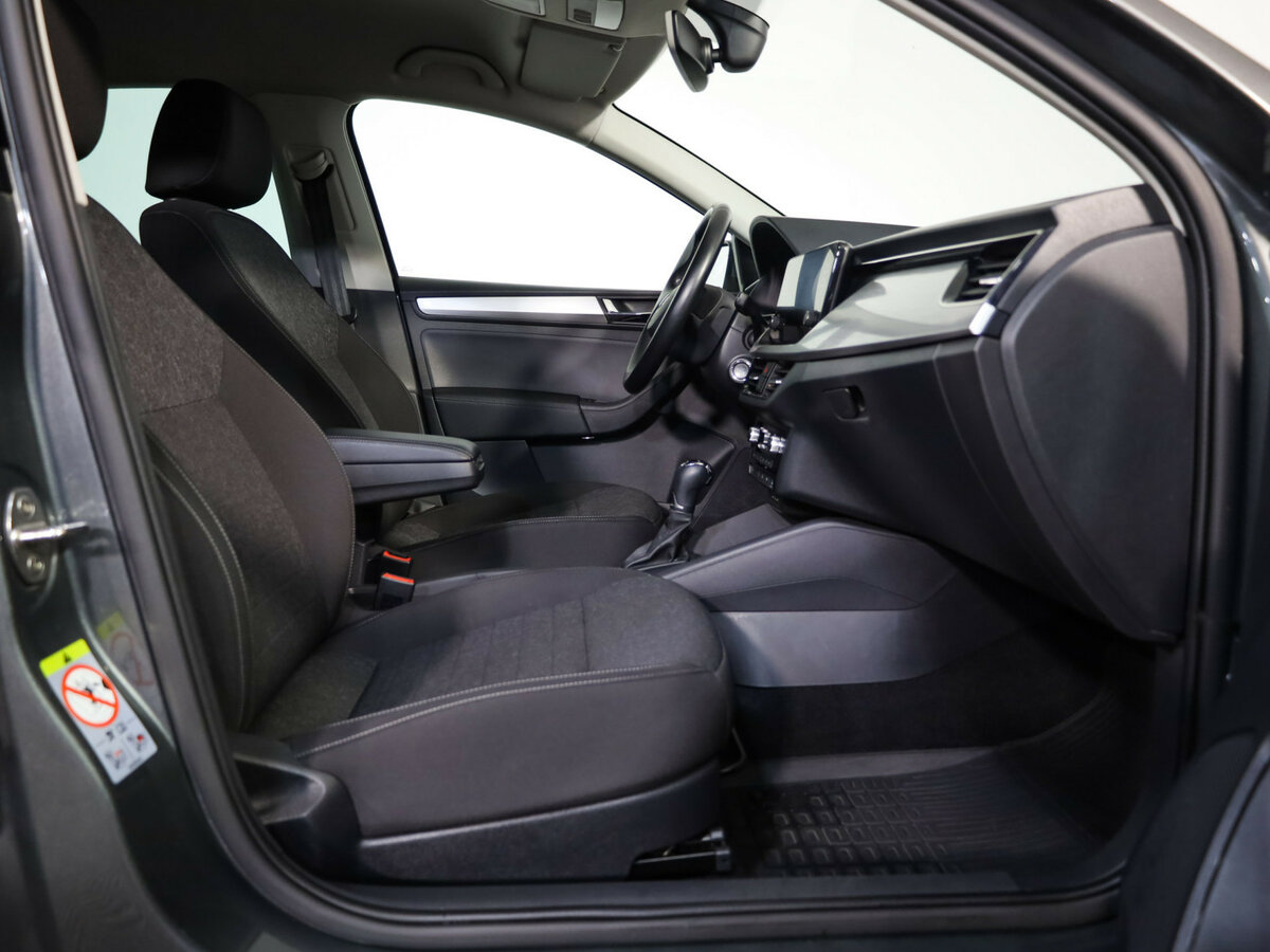Купить Skoda Rapid с пробегом. Фото: #21