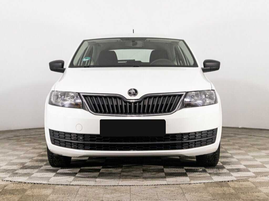 Купить Skoda Rapid с пробегом. Фото: #1