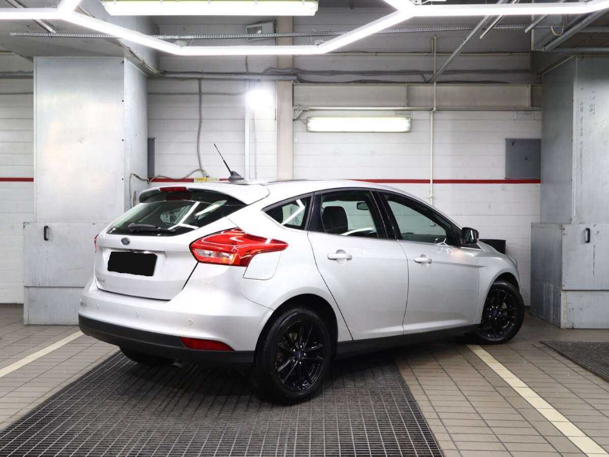 Купить Ford Focus с пробегом. Фото: #1