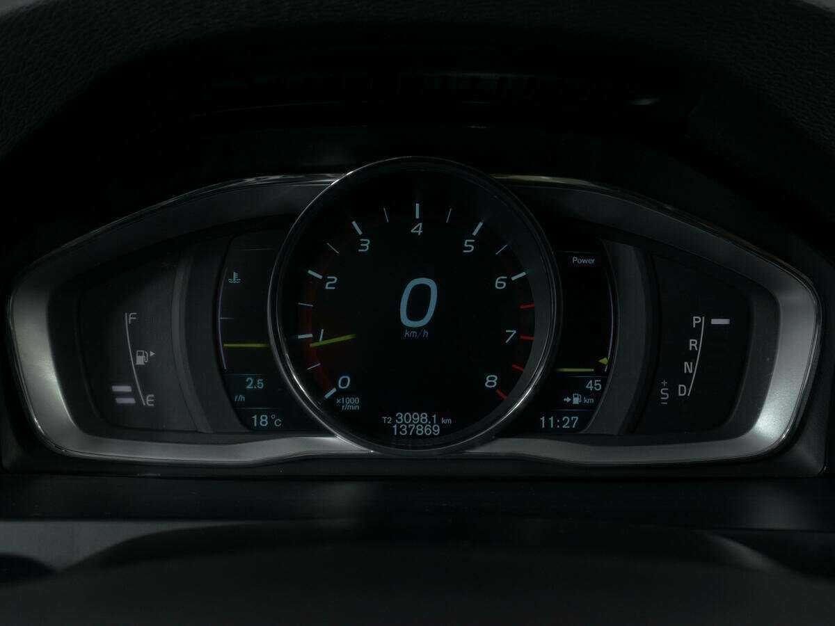 Купить Volvo S60 с пробегом. Фото: #11