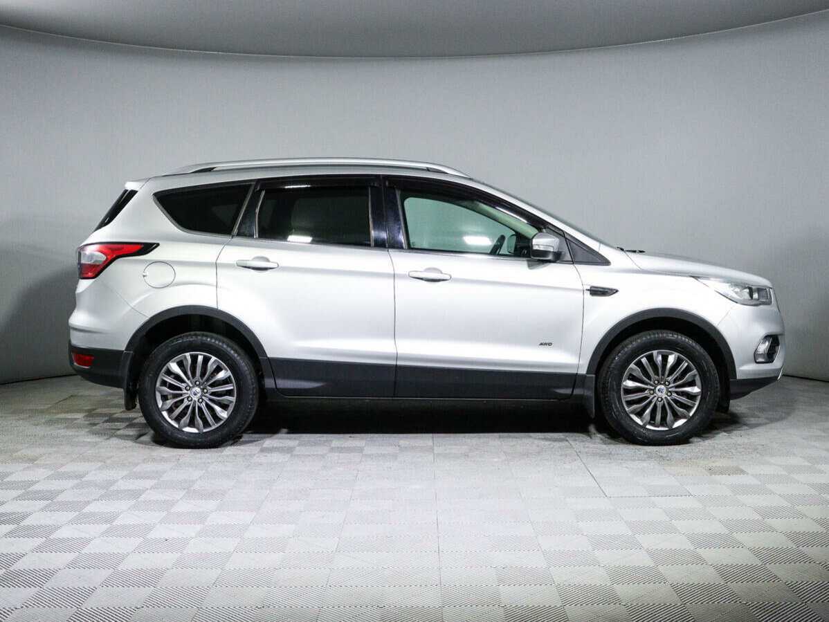 Купить Ford Kuga с пробегом. Фото: #3