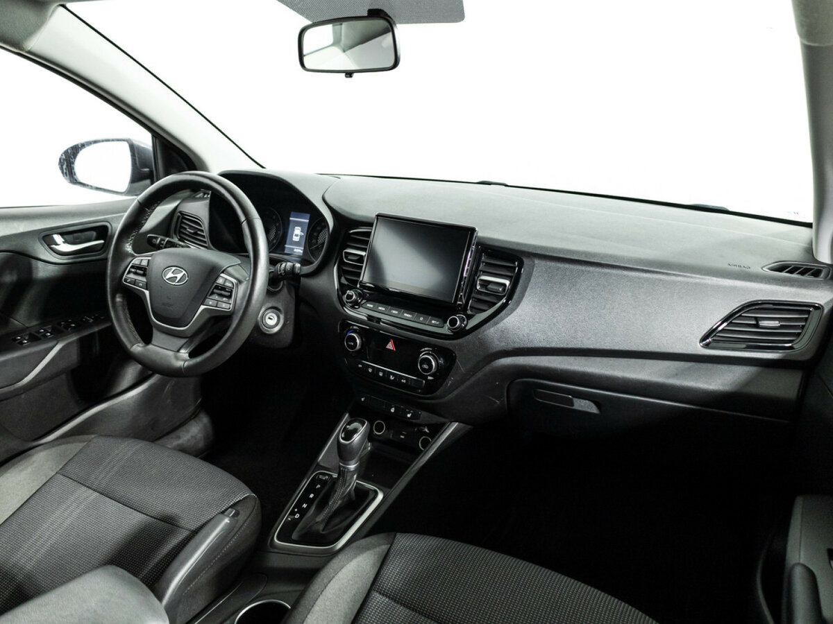 Купить Hyundai Solaris с пробегом. Фото: #8