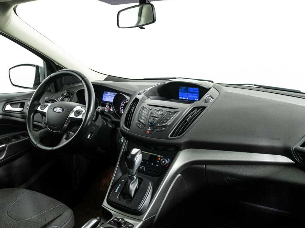 Купить Ford Kuga с пробегом. Фото: #8