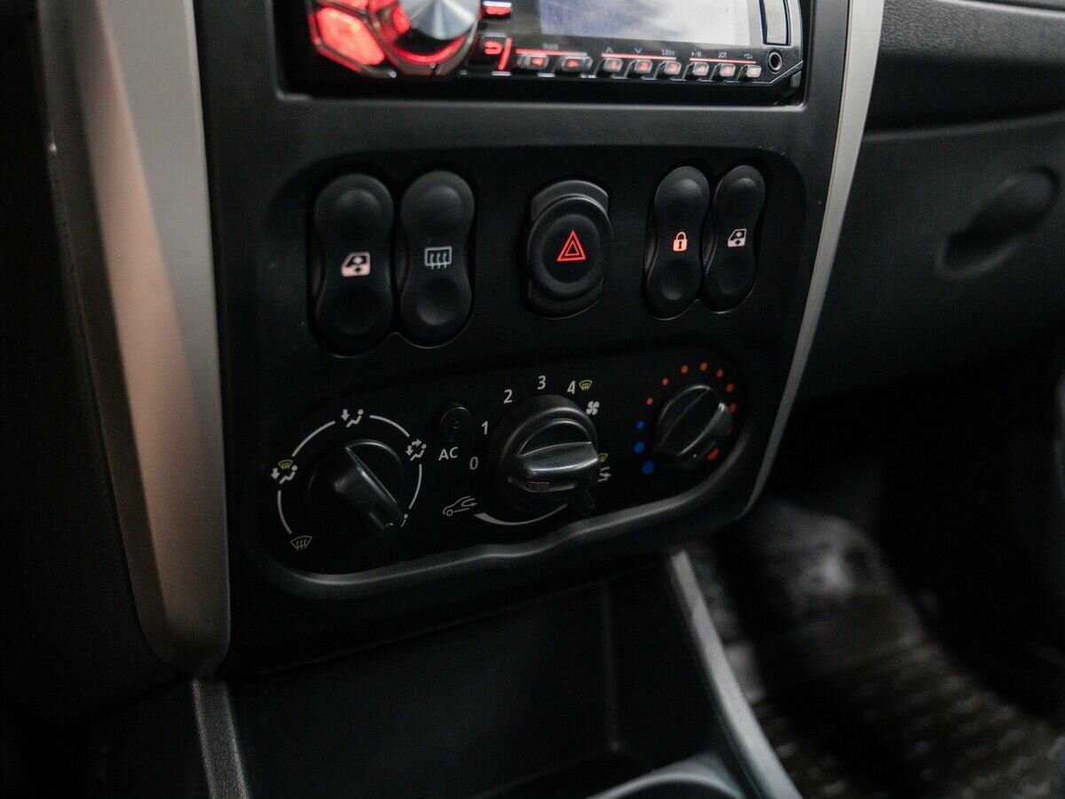 Купить Nissan Almera с пробегом. Фото: #15