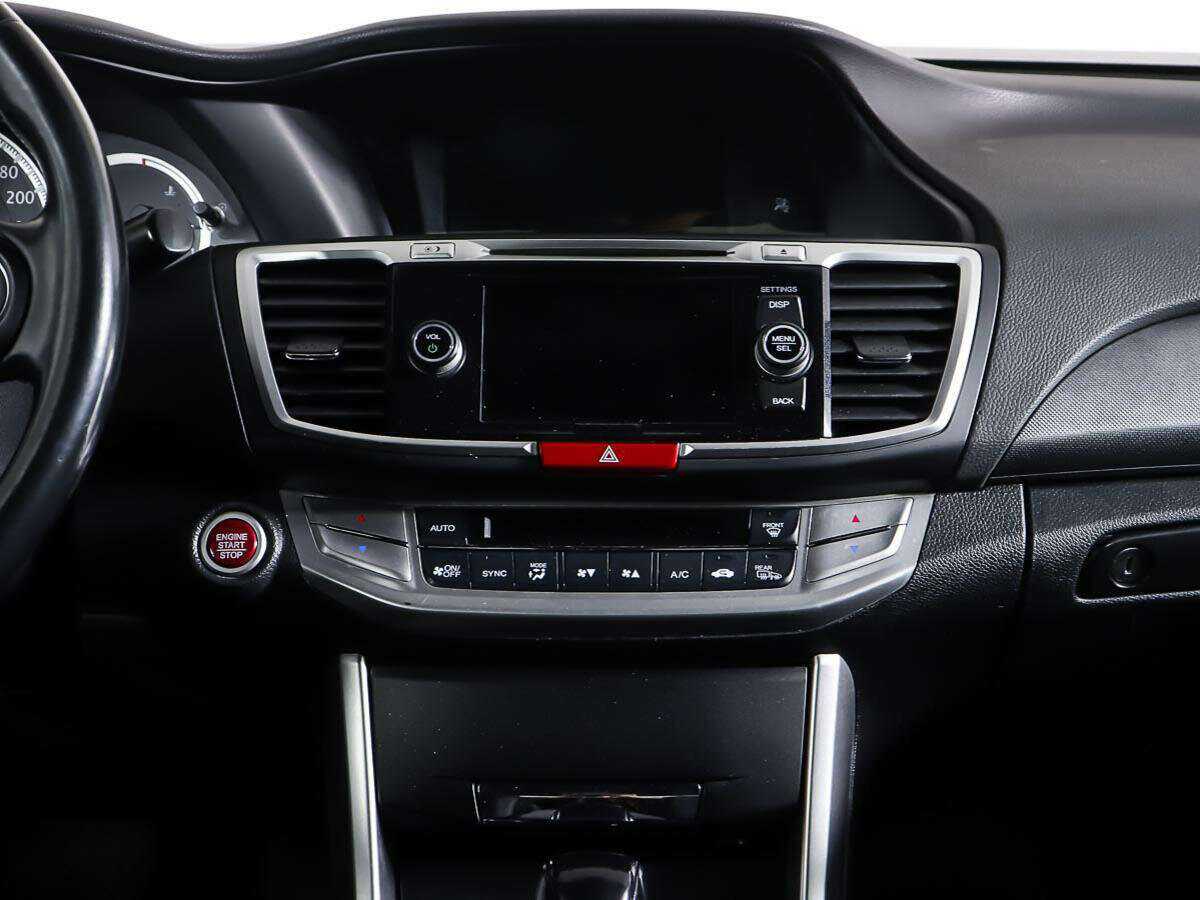 Купить Honda Accord с пробегом. Фото: #8