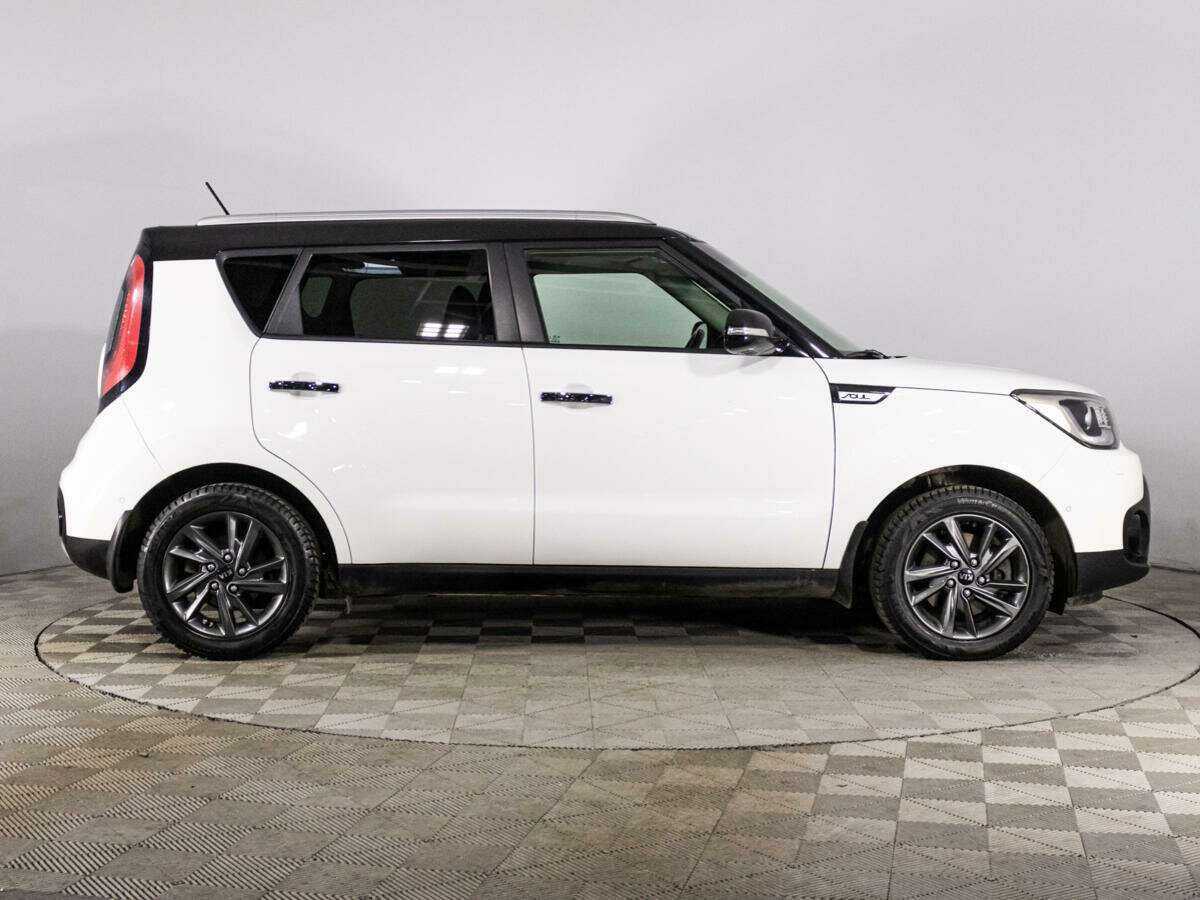 Купить Kia Soul с пробегом. Фото: #3