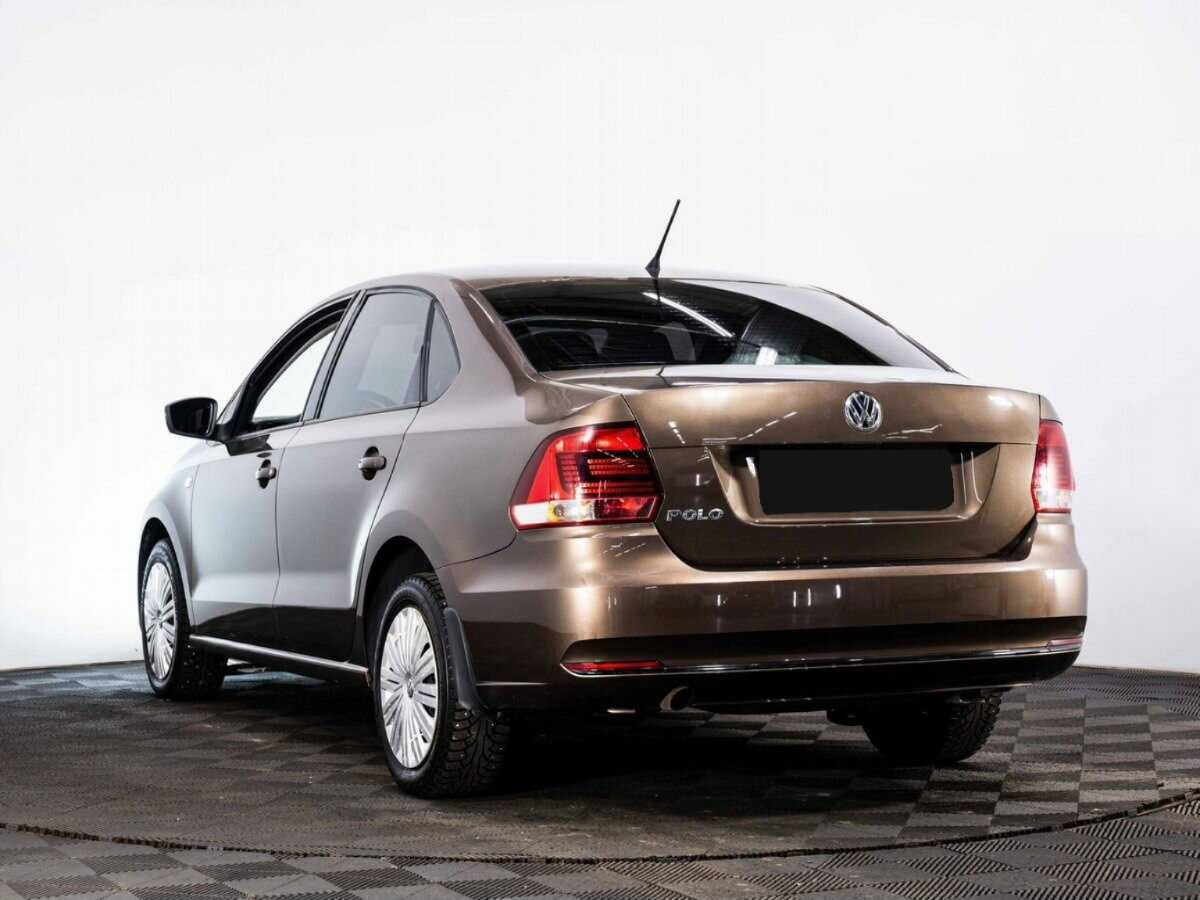 Купить Volkswagen Polo с пробегом. Фото: #3