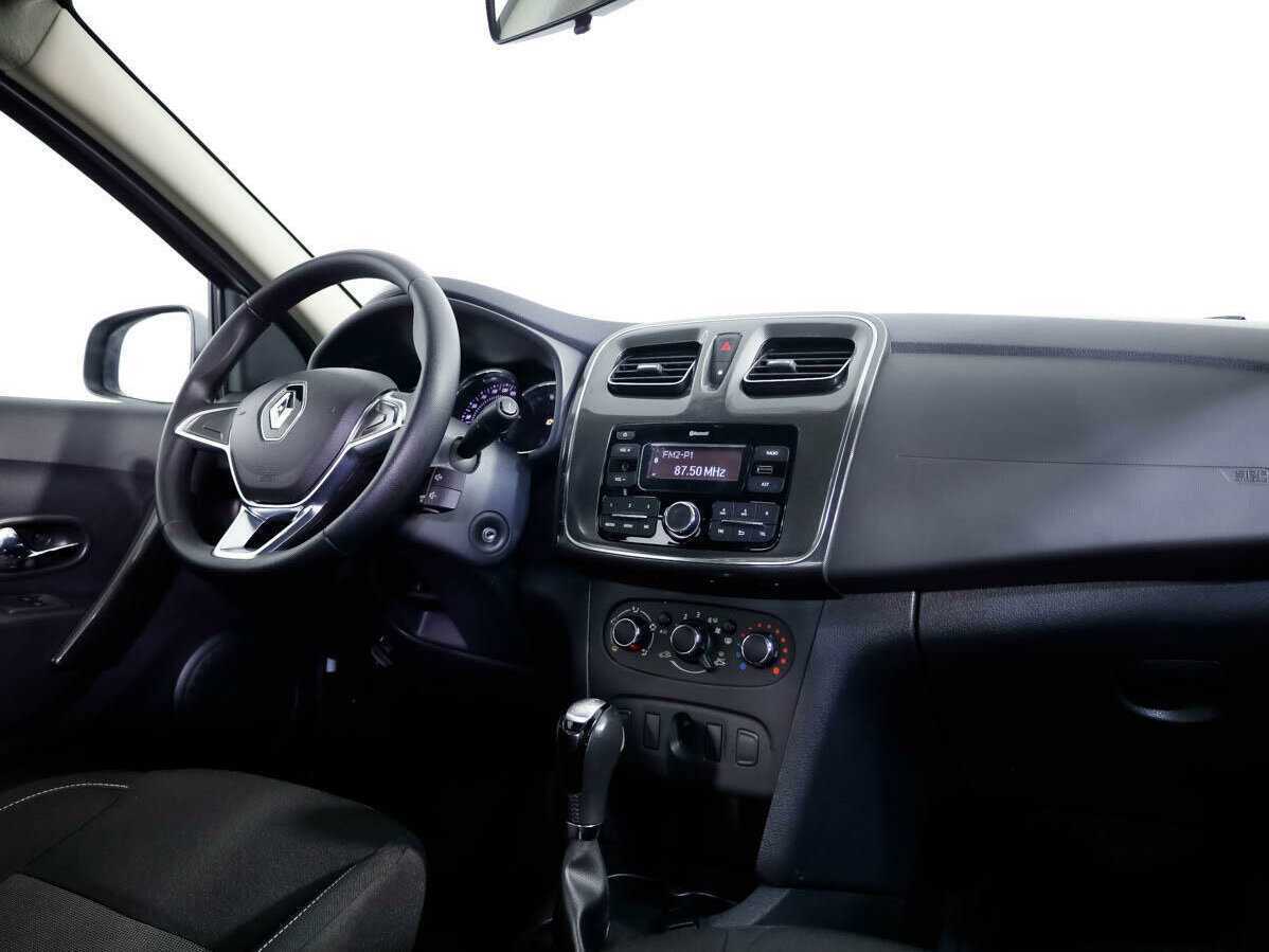 Купить Renault Logan с пробегом. Фото: #7