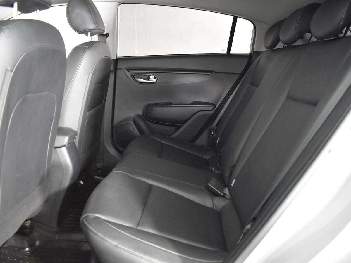 Купить Kia Rio с пробегом. Фото: #17