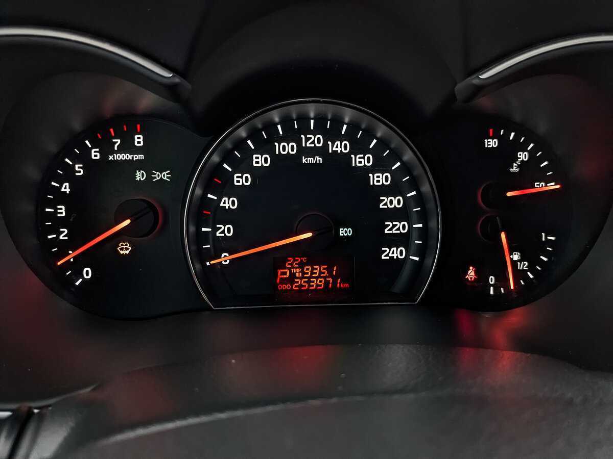 Купить Kia Sorento с пробегом. Фото: #15